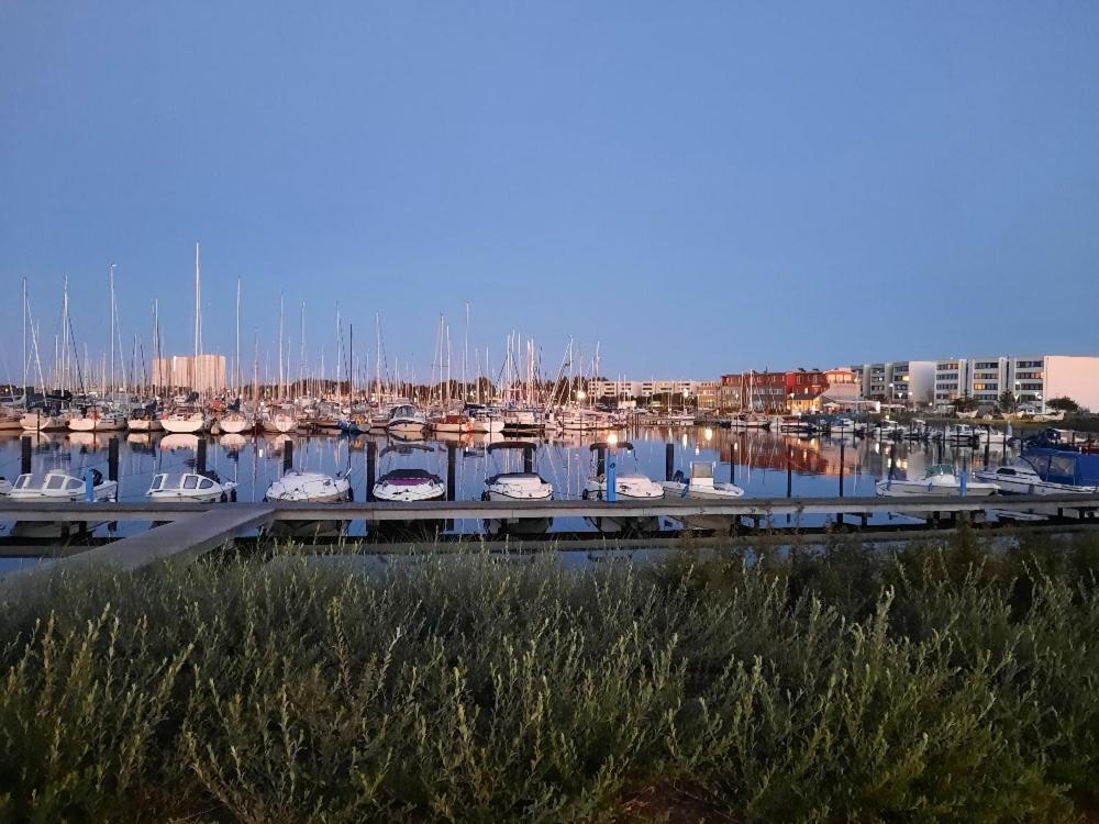 Апартаменты Marina View Burgtiefe auf Fehmarn Экстерьер фото